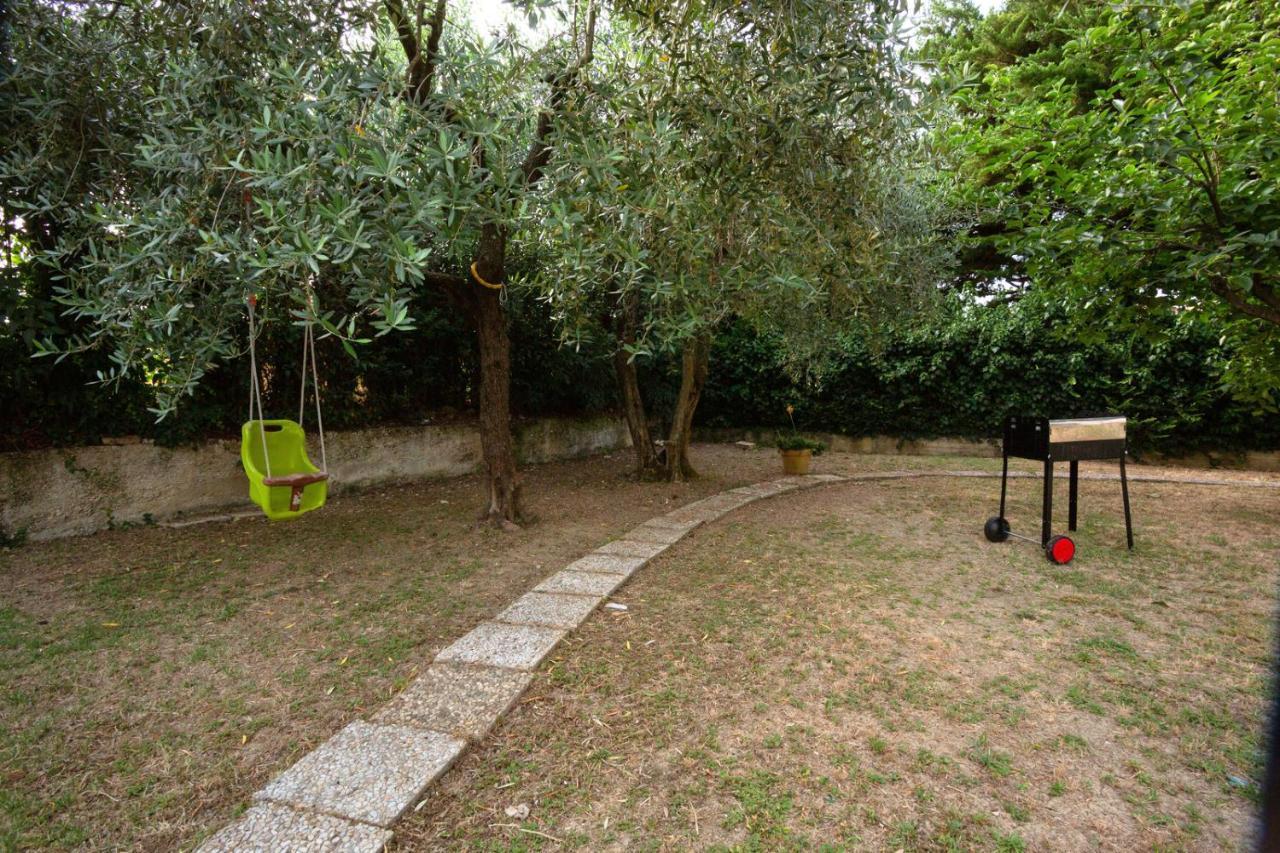 L'Oasi Della Pace - Confortevole E Vicino A Tutto Apartment Chiaravalle Marche Exterior photo